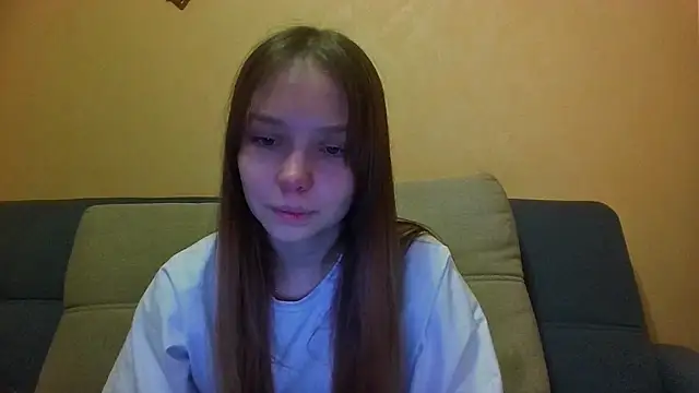 Princess Mira online show from April 2026 05:42:02 PM
