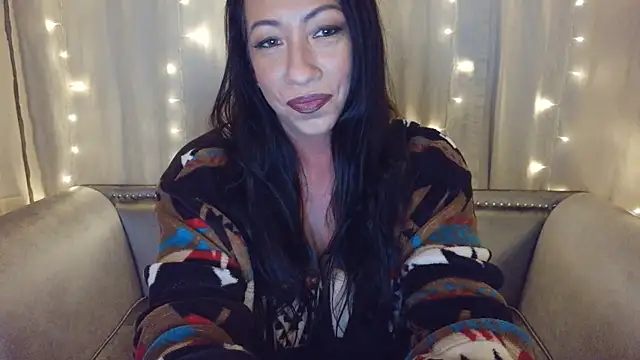 Snapshot of CheyDoll chatting on May 2026 03:57:02 AM CheyDoll online show from May 2026 03:57:02 AM