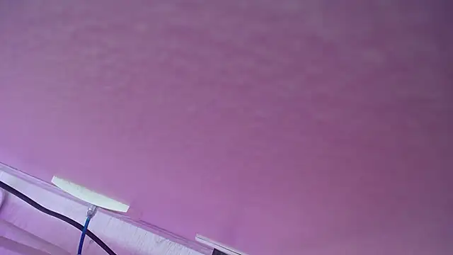 Dani taylor  online show from May 2026 09:43:02 PM