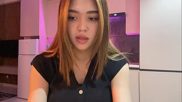 GennaTorros online show from April 2026 06:10:01 PM