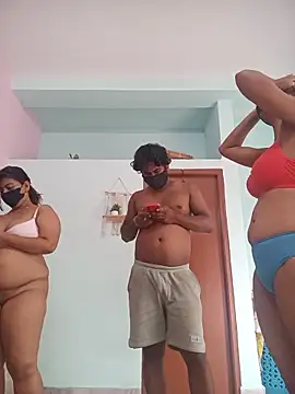 Loving Naughtycouple online show from May 2026 03:58:02 AM