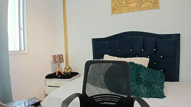 AmberKayleigh online show from April 2026 04:55:01 PM