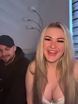 SexyCouple1910 online show from April 2026 05:10:02 AM