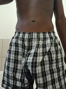 Darkskinned20 online show from May 2026 06:33:02 AM