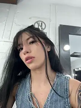 Maddison Foxxx online show from July 2026 12:45:01 PM