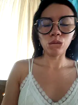 YelenaVergara online show from May 2026 11:28:01 AM