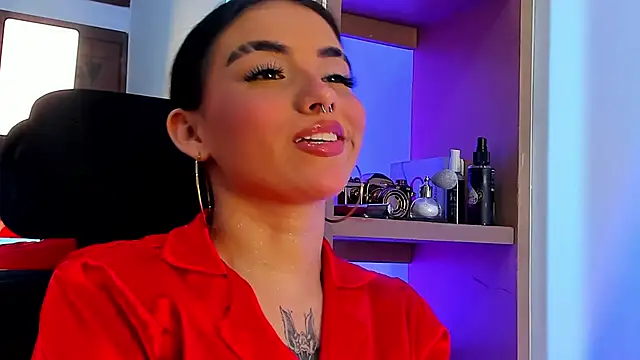 isabella hv online show from May 2026 06:25:02 PM