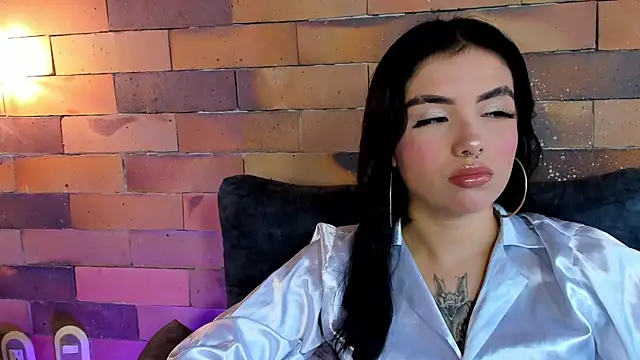 isabella hv online show from April 2026 04:02:01 PM