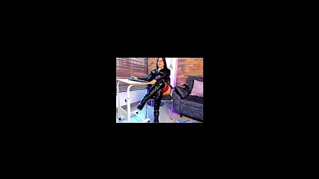 fernanda mp2 online show from June 2026 03:00:02 PM