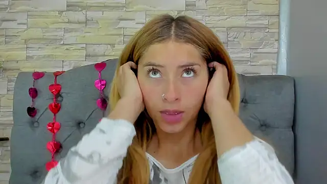 nancy blonde online show from May 2026 03:44:01 AM