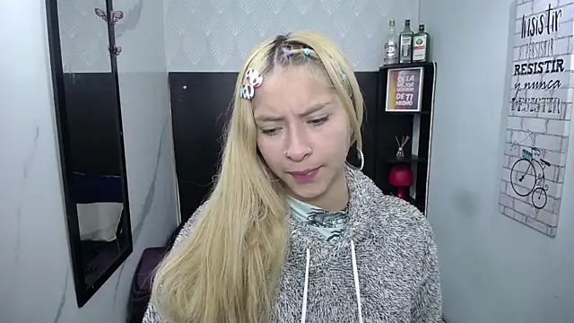 Snapshot of nancy_blonde chatting on July 2026 12:50:02 PM nancy blonde online show from July 2026 12:50:02 PM