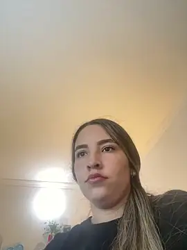 JUANITA07 online show from June 2026 12:17:02 PM