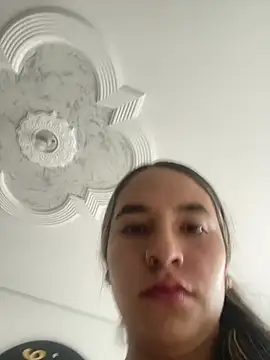 JUANITA07 online show from May 2026 01:07:01 PM