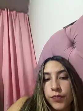 JUANITA07 online show from May 2026 01:22:01 AM