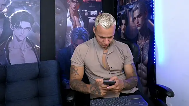 Snapshot of damian_becker chatting on July 2026 11:04:02 PM damian becker online show from July 2026 11:04:02 PM