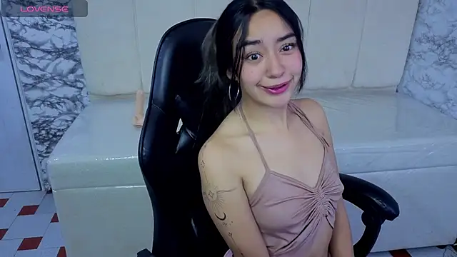 Little Samy v online show from May 2026 01:39:02 PM