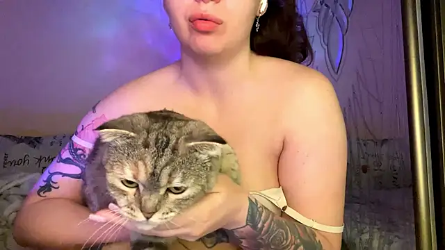 MistiPitzen online show from May 2026 02:48:02 AM
