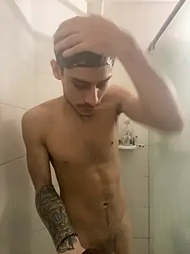 Axel DavisS online show from July 2026 08:06:01 PM