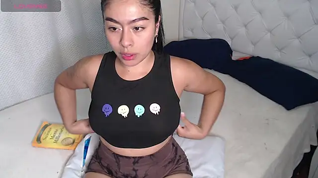 Violet myers04 online show from April 2026 06:10:02 PM