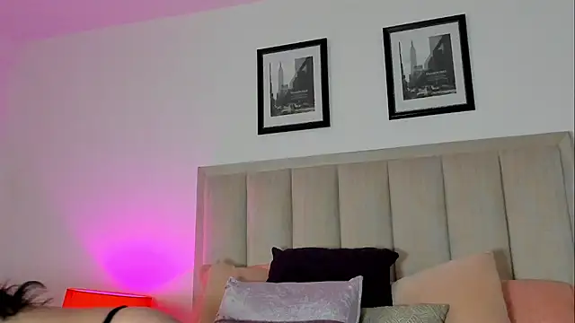 Snapshot of CatalinaSaanz chatting on June 2026 07:03:02 PM CatalinaSaanz online show from June 2026 07:03:02 PM