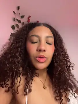 Daphnne Curly online show from April 2026 03:13:01 AM