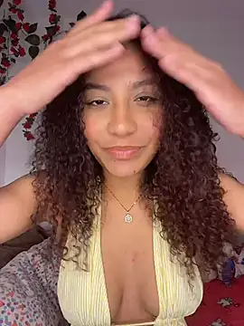 Daphnne Curly online show from July 2026 02:02:02 AM