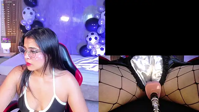 LuciaReid online show from June 2026 02:04:02 PM