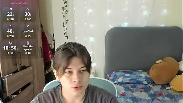 Felixzyn online show from April 2026 07:42:02 PM