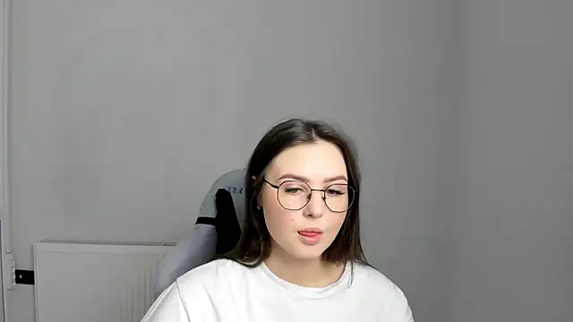 Regina cute  online show from May 2026 11:14:02 AM
