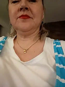 I amVeronicle online show from May 2026 04:12:02 PM