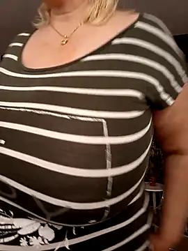 I amVeronicle online show from May 2026 05:30:01 PM
