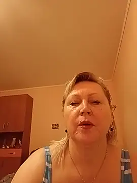 Snapshot of I_amVeronicle chatting on June 2026 02:45:01 PM I amVeronicle online show from June 2026 02:45:01 PM