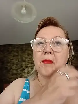 I amVeronicle online show from May 2026 02:07:02 AM