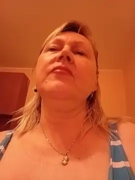 Snapshot of I_amVeronicle chatting on June 2026 02:03:01 PM I amVeronicle online show from June 2026 02:03:01 PM