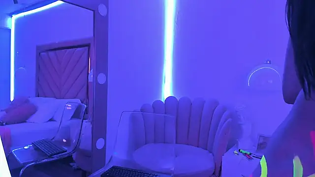 Loliita Brown online show from July 2026 03:04:01 AM