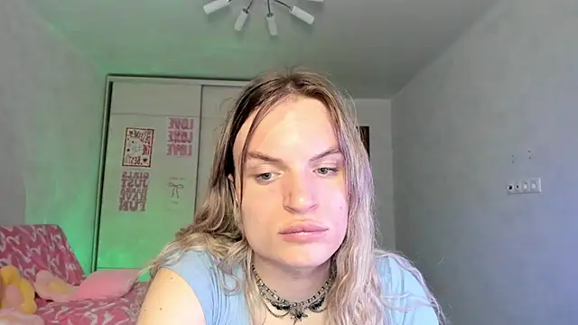 milliKira006 online show from May 2026 01:57:16 AM
