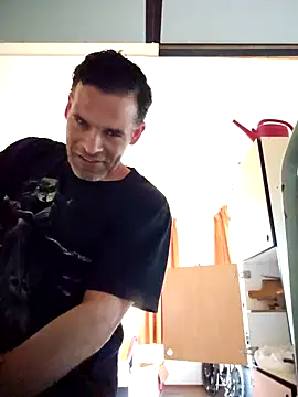 Shsaaeq online show from April 2026 05:04:01 PM