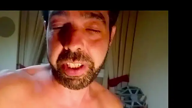 wankdick online show from May 2026 02:59:01 AM