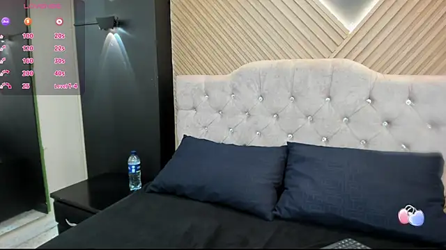 SabrinaaSantana online show from April 2026 12:34:01 PM