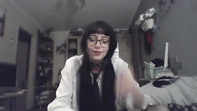 Snapshot of ChargedReign chatting on June 2026 06:46:01 PM ChargedReign online show from June 2026 06:46:01 PM