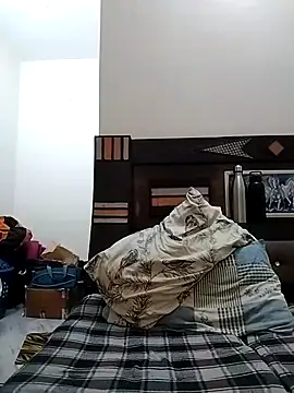 rahul02sharma05 online show from April 2026 06:14:02 AM