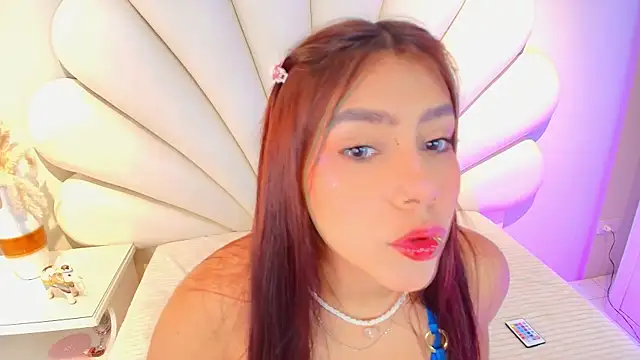 SiennaMoore online show from July 2026 09:14:01 PM
