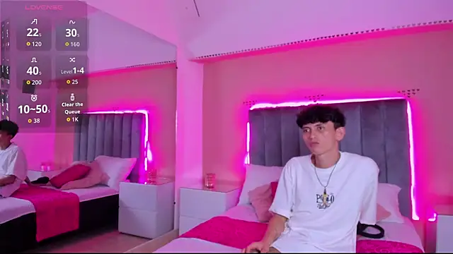 ARIANA CRI-X online show from July 2026 01:07:02 PM