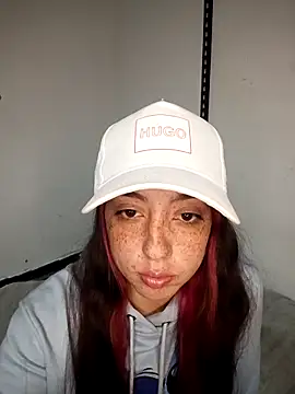 Snapshot of sadashi_moon_ofice chatting on May 2026 01:13:01 AM sadashi moon ofice online show from May 2026 01:13:01 AM