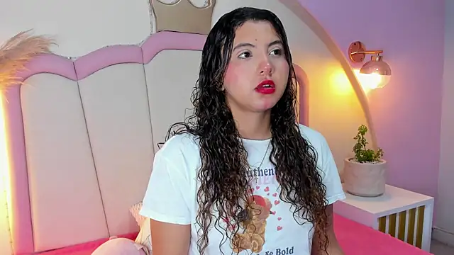 alexa cutte  online show from July 2026 10:16:02 AM
