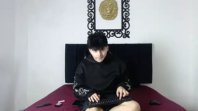 LunayDream online show from May 2026 11:28:01 AM