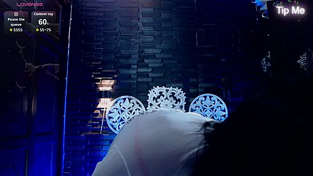 Hecate doll online show from May 2026 02:25:01 PM