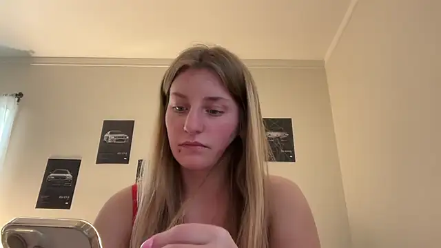 itsizzybear online show from April 2026 10:33:01 PM