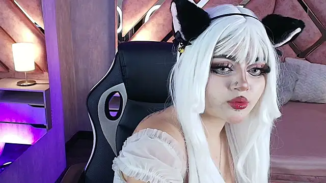Snapshot of lya_nekko_ chatting on July 2026 04:57:01 AM lya nekko online show from July 2026 04:57:01 AM