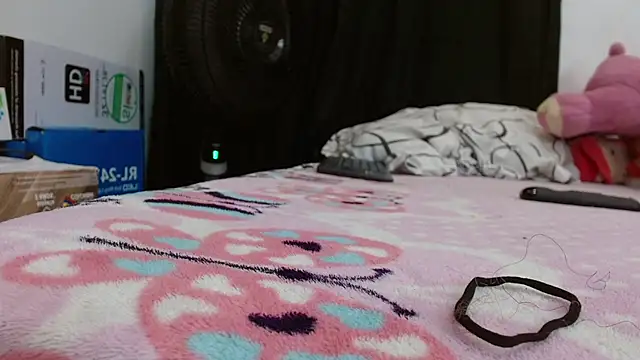 LIli Candy Dirty online show from April 2026 06:36:01 PM